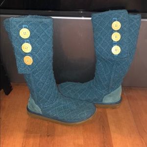 Gently used Cardy Knit Blue Uggs
